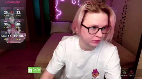 Snapshot of sunny_mood chatting on 26, 2, 2025 sunny mood online show from 26, 2, 2025