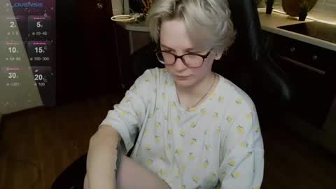 sunny mood online show from 25, 7, 2026