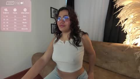 Snapshot of sunny_smiith chatting on 29, 10, 2025 Sunny Smiith online show from 29, 10, 2025