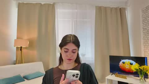 Snapshot of sunnybloss chatting on 9, 5, 2026 Ivanna online show from 9, 5, 2026