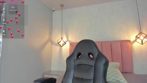  S U N N Y online show from 24, 2, 2026