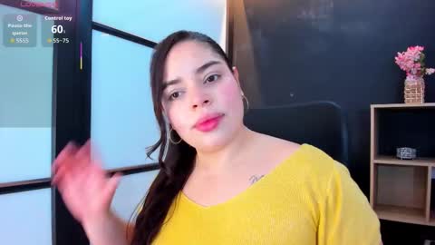 Sunny online show from 5, 10, 2025