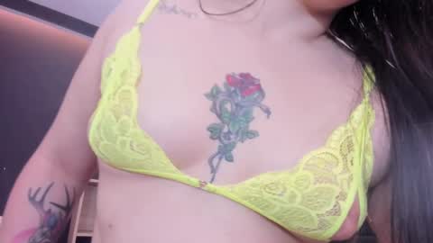 Sunny online show from 23, 11, 2025