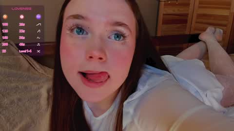 Snapshot of sunnyrisha chatting on 13, 1, 2025 Risha online show from 13, 1, 2025