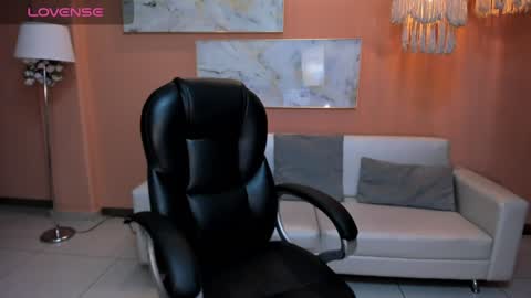 Sunny Rivers online show from 8, 2, 2025