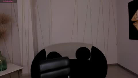 Sunny Rivers online show from 5, 2, 2026