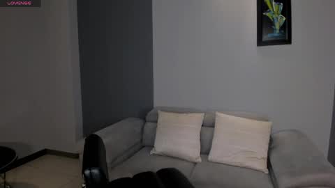 Snapshot of sunnyrivers_ chatting on 19, 4, 2026 Sunny Rivers online show from 19, 4, 2026
