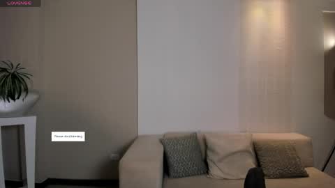 Snapshot of sunnyrivers_ chatting on 3, 5, 2026 Sunny Rivers online show from 3, 5, 2026