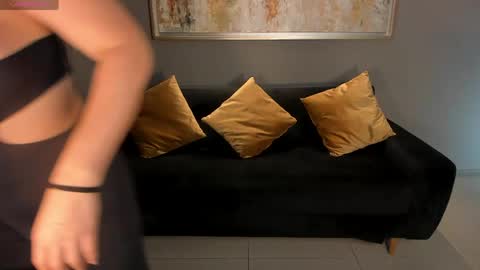 Snapshot of sunnyrivers_ chatting on 18, 5, 2026 Sunny Rivers online show from 18, 5, 2026