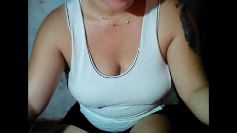 sunshine_38 online show from 28, 10, 2025