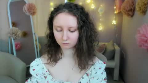 Snapshot of sunshine_blaze chatting on 3, 7, 2026 Alice online show from 3, 7, 2026