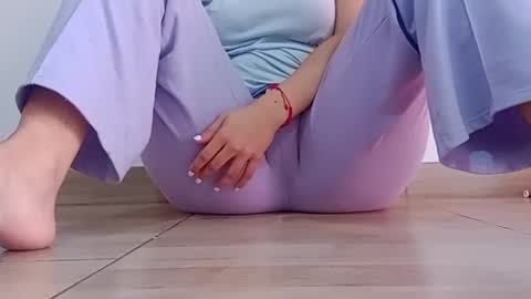 Annie online show from 26, 9, 2025