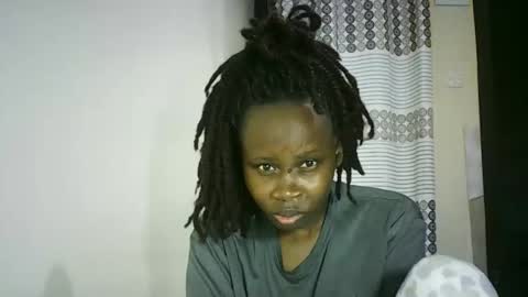 Snapshot of sunshine_g chatting on 5, 3, 2026 Sunshine online show from 5, 3, 2026