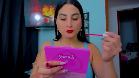 Snapshot of sunshine_uwu22 chatting on 29, 11, 2025 Andrea Rodriguez online show from 29, 11, 2025