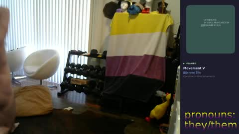 Snapshot of sunshinestreak chatting on 1, 6, 2026 im not actually a man my pronouns are theythem online show from 1, 6, 2026