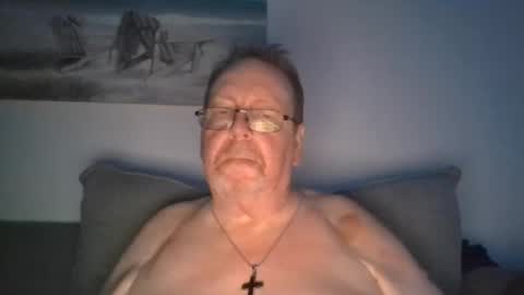 Snapshot of sunspotbaby chatting on 9, 8, 2026 Sunspotbaby online show from 9, 8, 2026