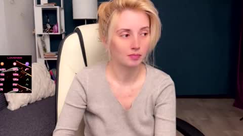 Snapshot of super_peach_stream chatting on 1, 12, 2025 ANNApvt open full info in bio online show from 1, 12, 2025