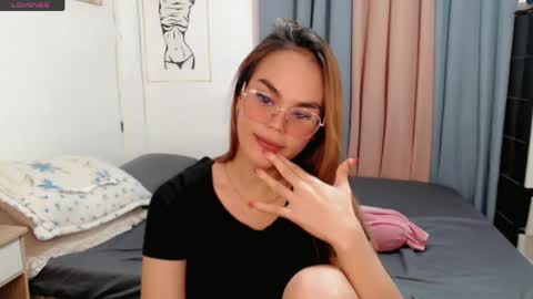 Snapshot of superhotvaleria chatting on 30, 4, 2026 Im val online show from 30, 4, 2026