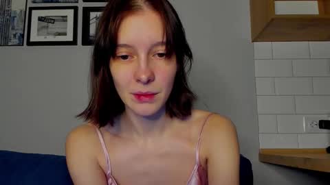 Snapshot of superior_cat chatting on 27, 10, 2025 Una online show from 27, 10, 2025