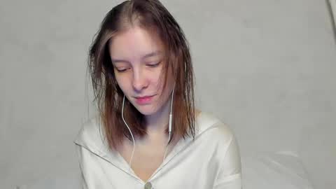 Una online show from 28, 4, 2026