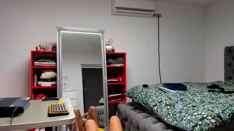 supermanboyxxl online show from 3, 12, 2024