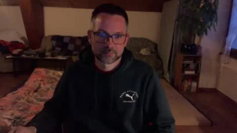 supersquirrel81 online show from 6, 4, 2026