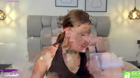 Snapshot of susan_sweet7 chatting on 20, 4, 2026 Susan online show from 20, 4, 2026