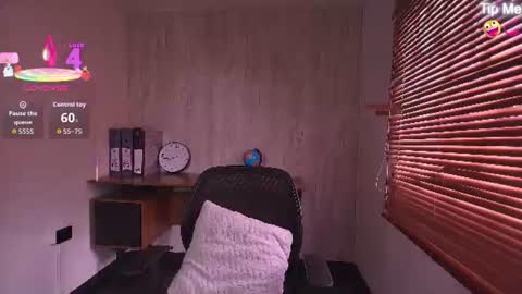 Snapshot of susan_voltaire chatting on 21, 7, 2026 susan_voltaire online show from 21, 7, 2026