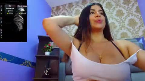 Snapshot of susana_hicks chatting on 16, 6, 2026 S U S A N A online show from 16, 6, 2026