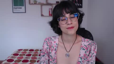 susana_w online show from 5, 2, 2025