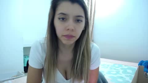 Snapshot of susanaduncann chatting on 5, 2, 2025 Susana online show from 5, 2, 2025