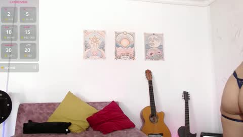 Susana hendrix    online show from 12, 9, 2025