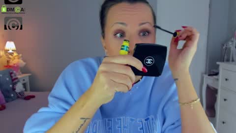 Snapshot of susanjewel chatting on 6, 12, 2024 SusanJewel online show from 6, 12, 2024