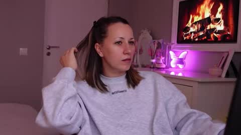 SusanJewel online show from 17, 2, 2026