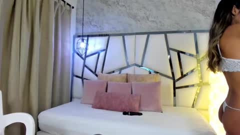 Snapshot of susanna_cute chatting on 6, 2, 2026 susanna_cute online show from 6, 2, 2026