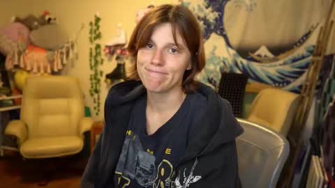   online show from 15, 12, 2025