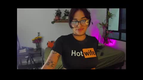 Snapshot of susieglass chatting on 9, 2, 2026 SusieGlass online show from 9, 2, 2026