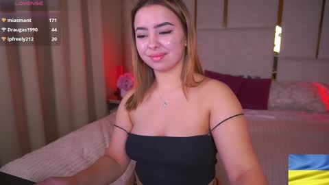 Snapshot of susiewood chatting on 7, 2, 2025 Susie online show from 7, 2, 2025