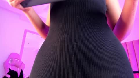 Snapshot of sussan_nicolle1 chatting on 16, 10, 2025 Sussan Nicole online show from 16, 10, 2025