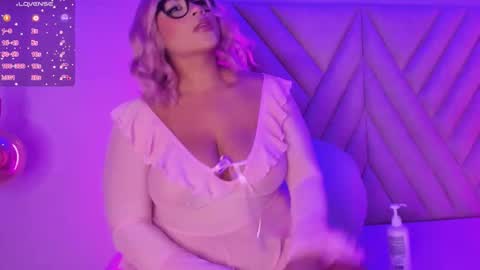 SussieRogers online show from 20, 9, 2025