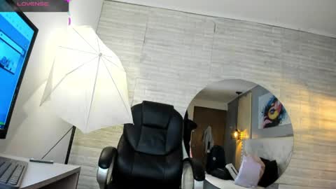 Snapshot of sussy__stone chatting on 31, 3, 2026 online show from 31, 3, 2026