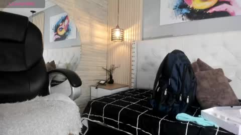 Snapshot of sussy__stone chatting on 16, 4, 2026 online show from 16, 4, 2026