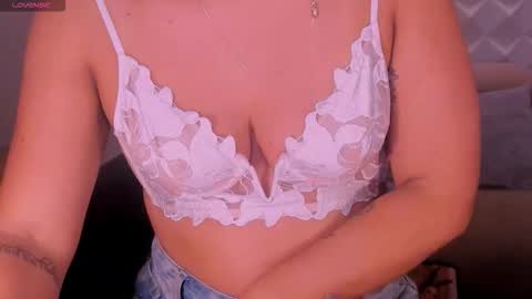 Sussy Bell online show from 31, 10, 2025