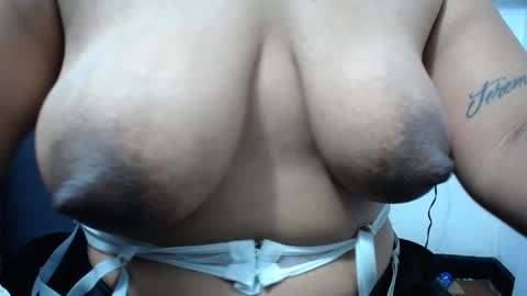 Snapshot of susy_perverttt chatting on 5, 5, 2026 susy_perverttt online show from 5, 5, 2026