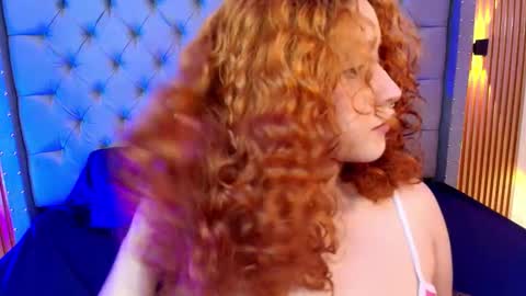 Snapshot of suxan_white chatting on 26, 2, 2026 suxan_white online show from 26, 2, 2026