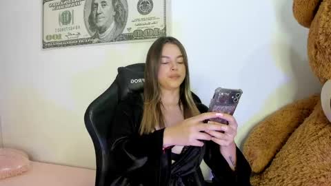 suzan__cooper2 online show from 3, 6, 2026