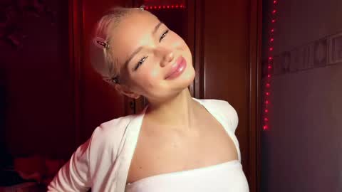 Stacy online show from 28, 4, 2026