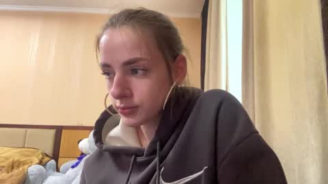 Snapshot of suzannetigerino chatting on 30, 5, 2026 Emila online show from 30, 5, 2026