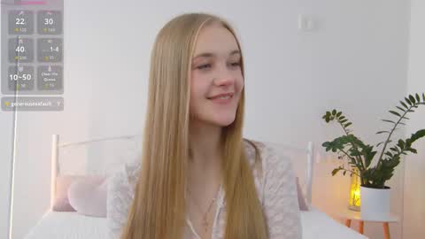 Suzi online show from 14, 10, 2025