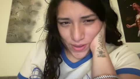 Suzy online show from 15, 4, 2026